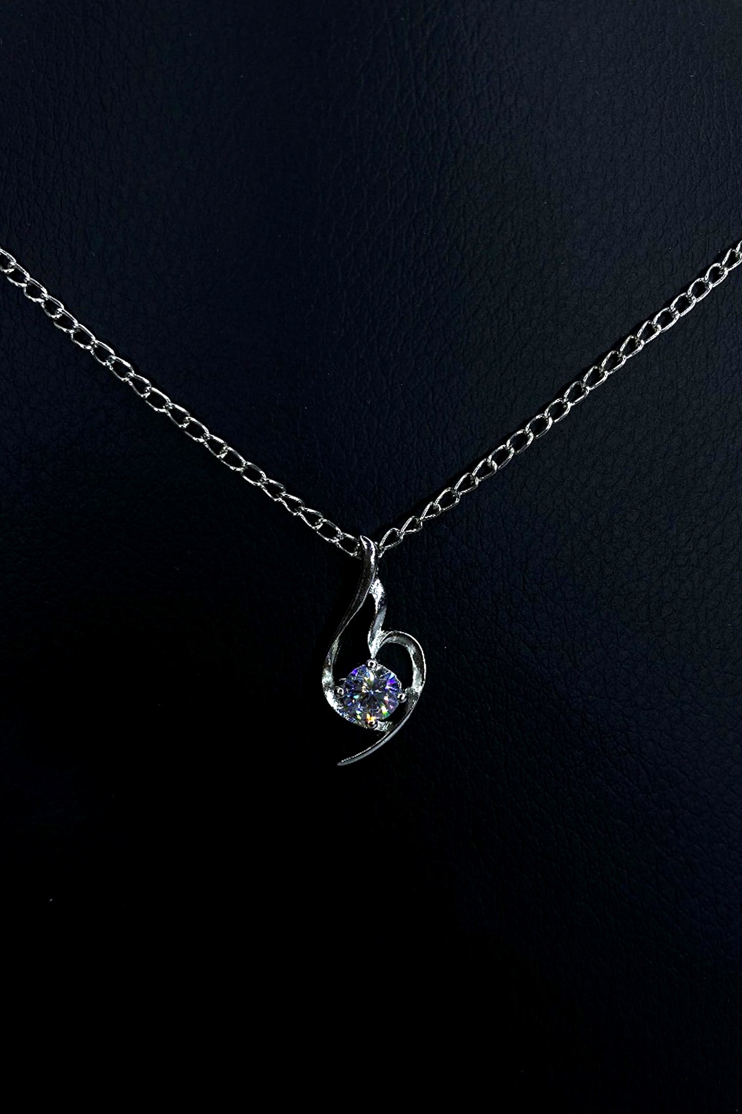 Twist of Elegance Pendant Necklace