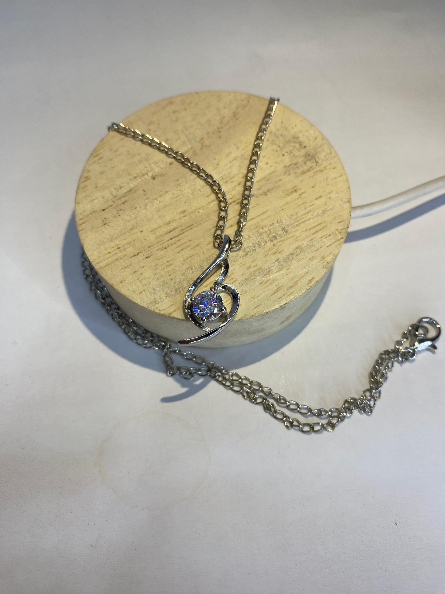 Twist of Elegance Pendant Necklace